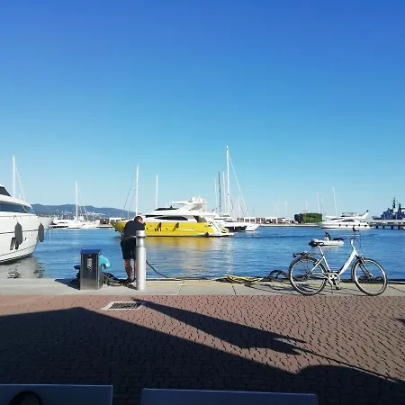 Apartment Casa Cecilia - 5 Terre A 100 Mt Da Stazione Spezia