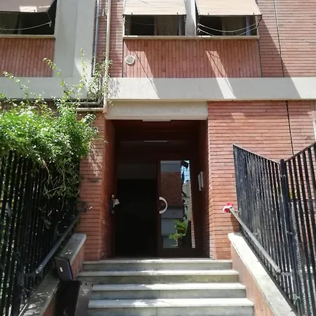 Casa Cecilia - 5 Terre A 100 Mt Da Stazione Spezia Apartment
